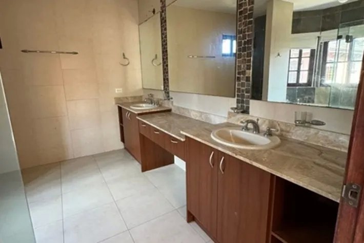 Venta de casa en Costa Sur, Panamá