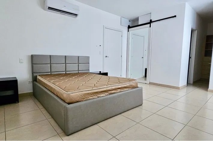 Venta de apartamento en PH Waters On the Bay, Avenida Balboa