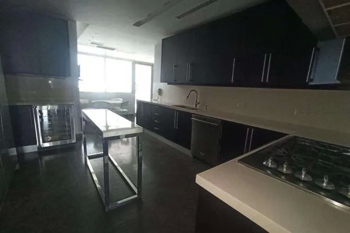 Se vende apartamento reposeído en San Francisco, Panamá