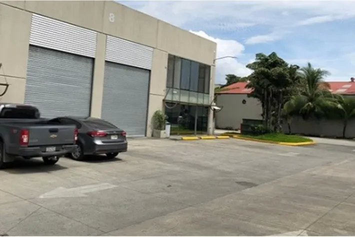 Alquiler de Ofidepósitos en Villa Zaita, Panamá