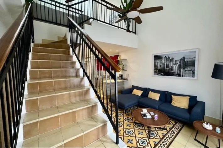 Venta de apartamento loft en Casco Viejo, San Felipe