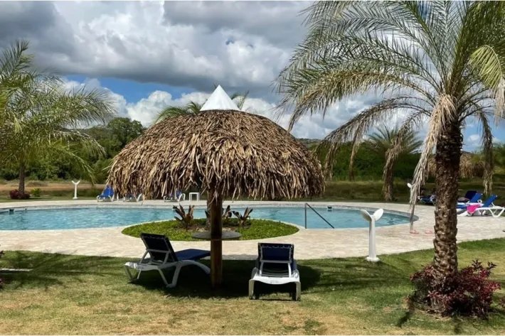 Venta de apartamentos en PH Aires del Mar, Playa Caracol, Panamá