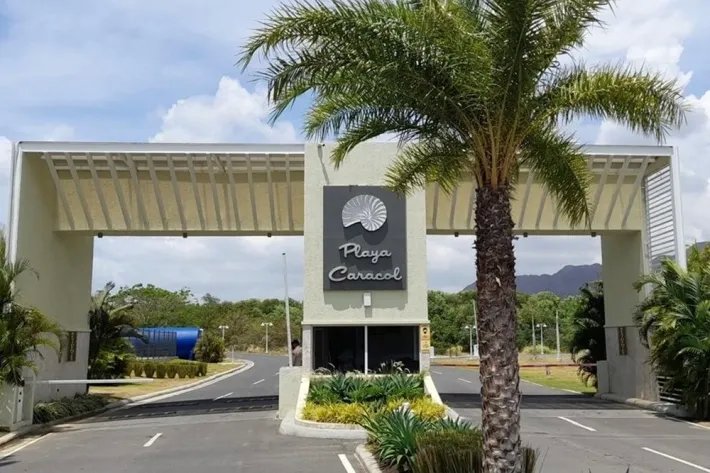 Venta de casas en PH The Tides, Playa Caracol, Panamá
