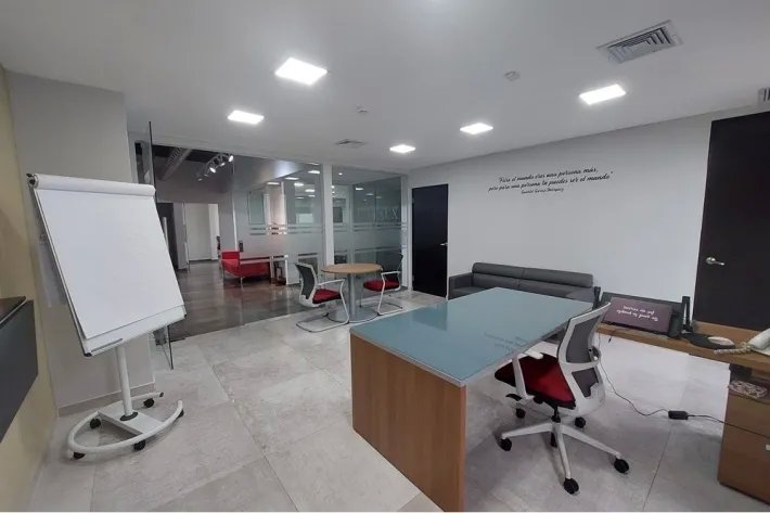 Se vende oficina chalet en Los Ángeles, Betania