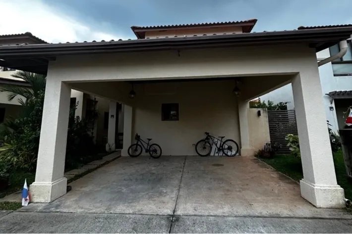House for sale in Woodlands, Panama Pacifico