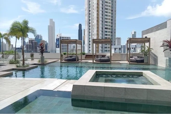 Apartamento amoblado en alquiler en El Cangrejo, Panamá