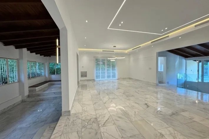 Venta de casa de lujo en Altos del Golf, San Francisco, Panamá