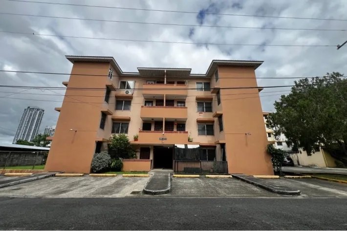 Venta de apartamento en PH Residenciales Carmen Edith n1, Hato Pintado