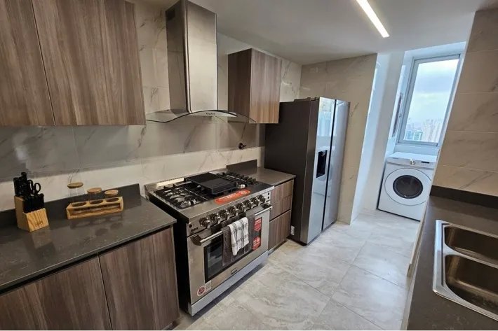 Apartment for sale in El Cangrejo, Panama