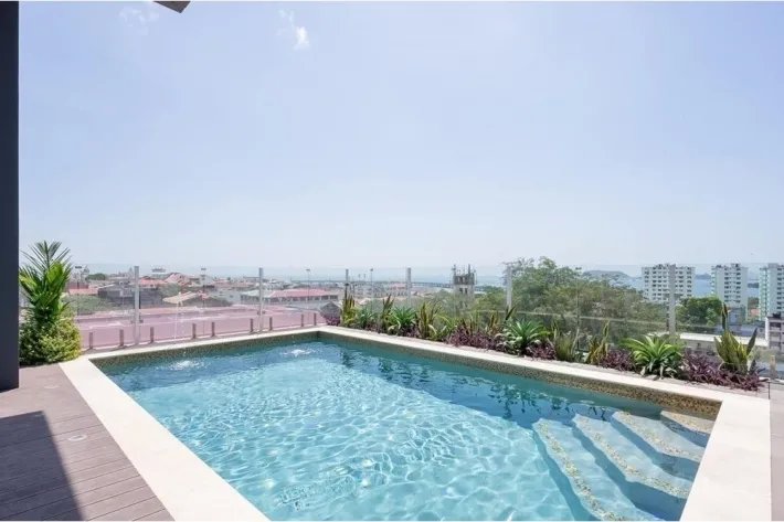 Venta de apartamento en PH Casco View, Casco Antiguo