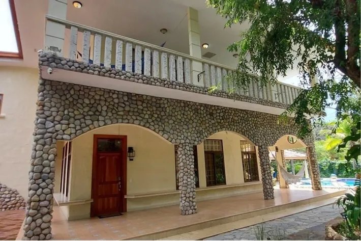 House for sale in Punta Barco, San Carlos