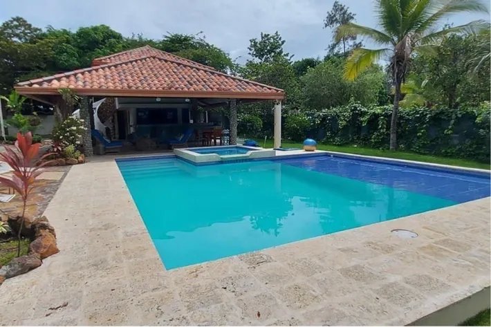 Se Vende Casa en Punta Barco, San Carlos