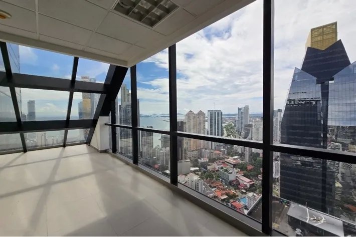 Alquiler de oficina en Calle 50, Ciudad de Panamá