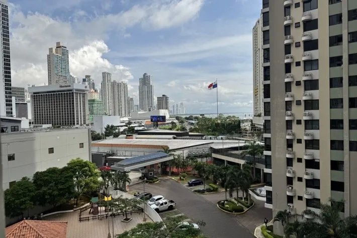 Furnished apartment for sale in PH San Francisco Bay, Panama City