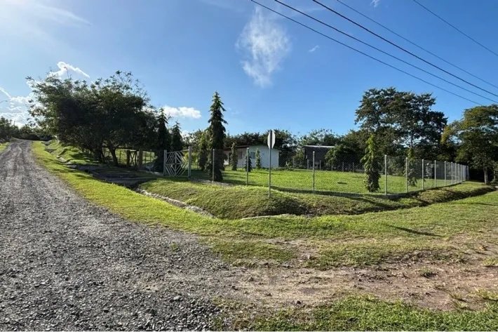 Se vende lote de terreno en Hacienda La Florenciana, Las Uvas, San Carlos