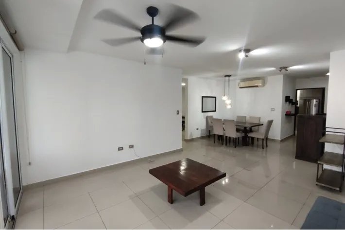 Venta de apartamento amoblado en San Francisco, Panamá