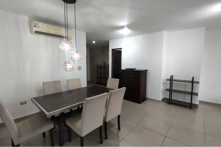 Venta de apartamento amoblado en San Francisco, Panamá