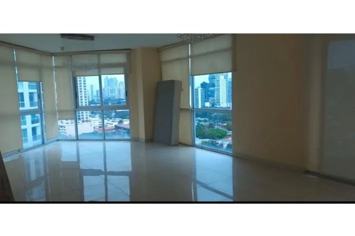 Venta de Apartamento en Avenida Balboa