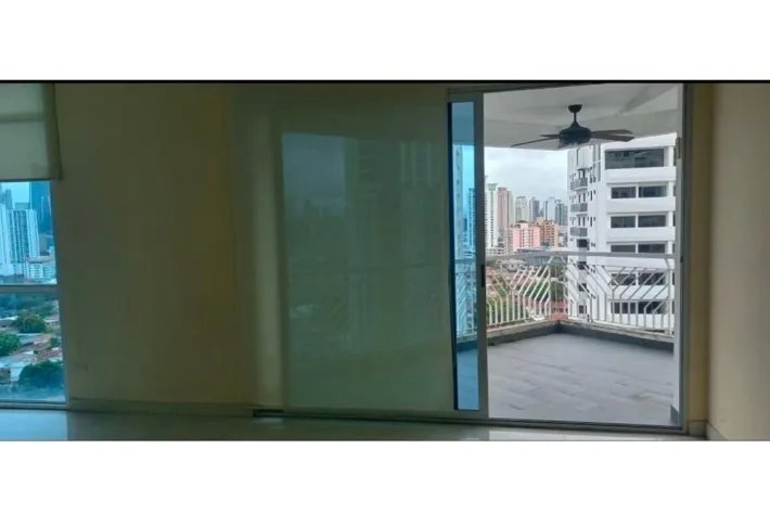Venta de Apartamento en Avenida Balboa