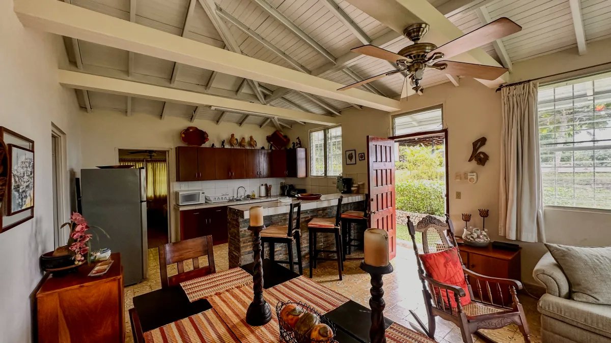 Vacation Home For Sale in Santa Clara, Coclé