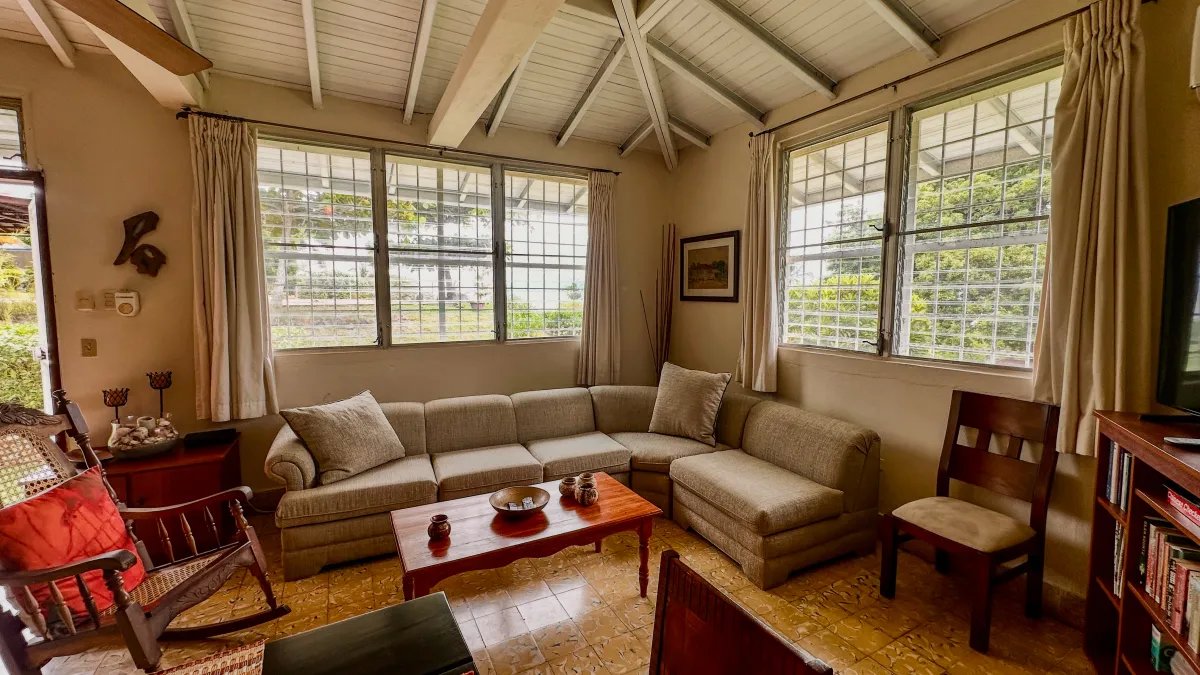 Vacation Home For Sale in Santa Clara, Coclé
