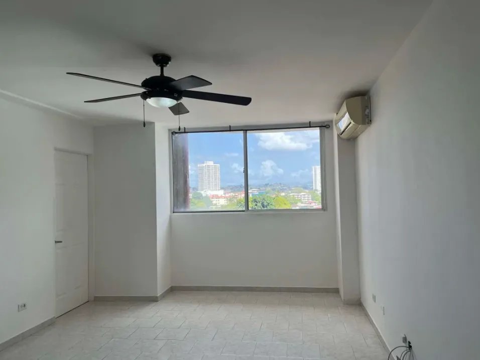 Alquiler de Apartamento en Parque Lefevre