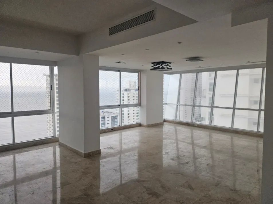 Venta de Apartamento en Costa Del Este
