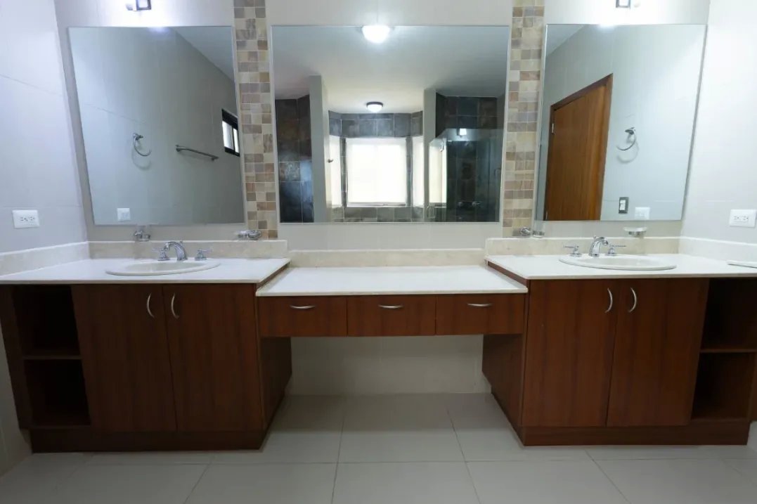 Venta de Residencia en Costa Sur