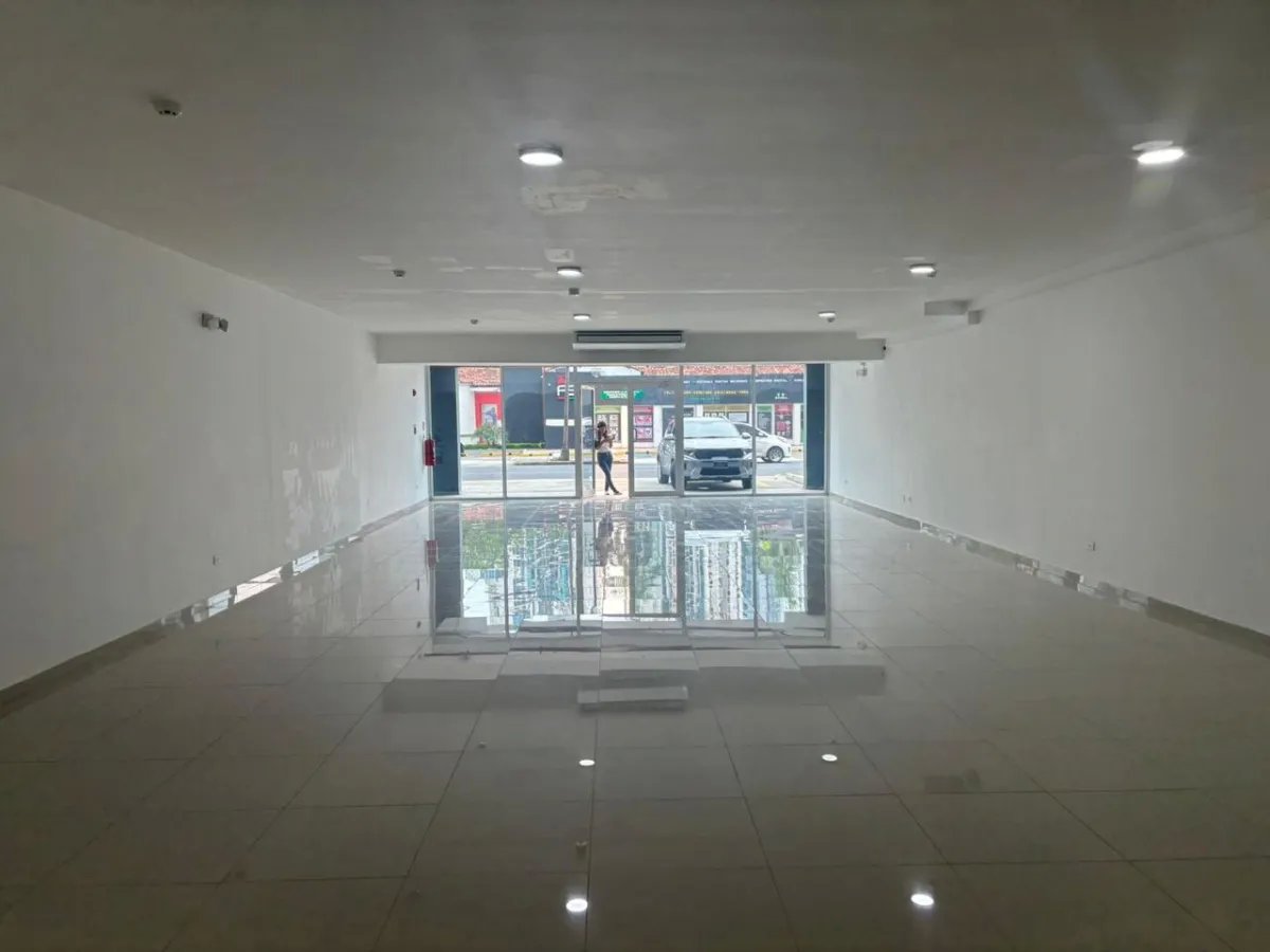 Venta de apartamento en Avenida Balboa