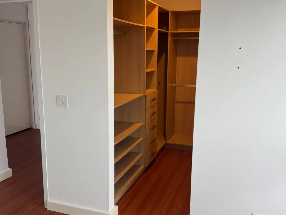 Apartamento amoblado con vista al mar, Avenida Balboa
