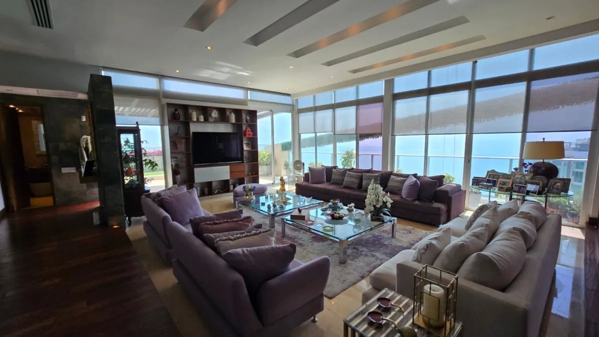 Apartment For Sale in Punta Pacífica