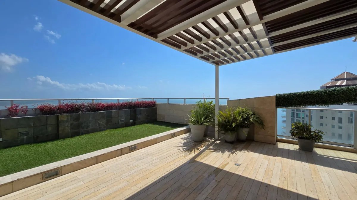 Apartment For Sale in Punta Pacífica