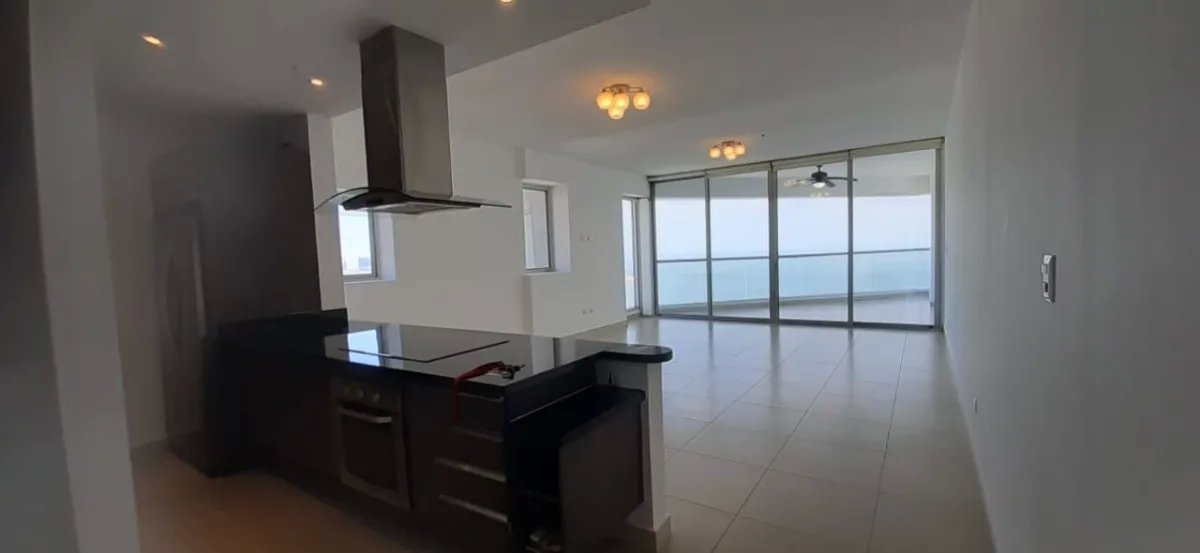 Alquiler de Apartamento en Avenida Balboa