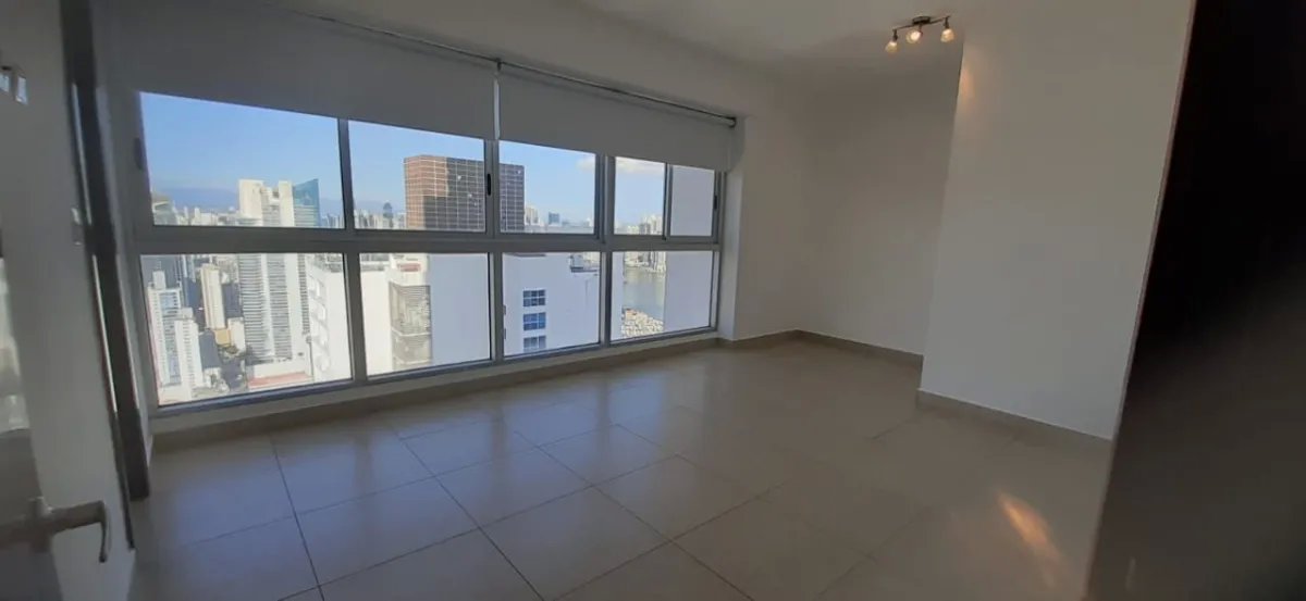 Alquiler de Apartamento en Avenida Balboa