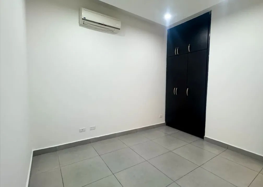 Alquiler de apartamento en Avenida Balboa, Panamá
