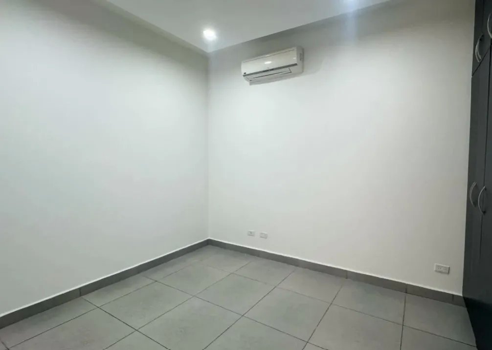 Alquiler de apartamento en Avenida Balboa, Panamá