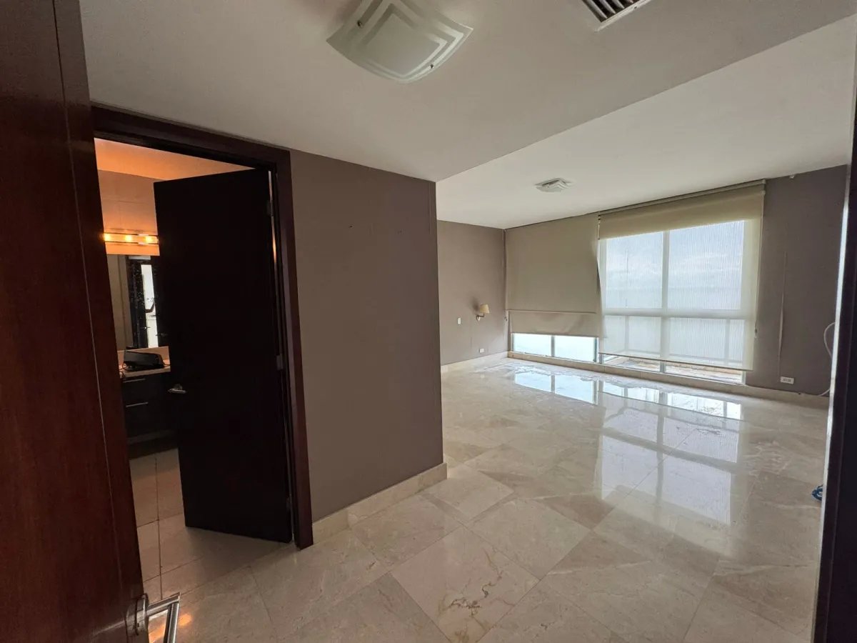 Venta de Apartamento en Punta Pacifica