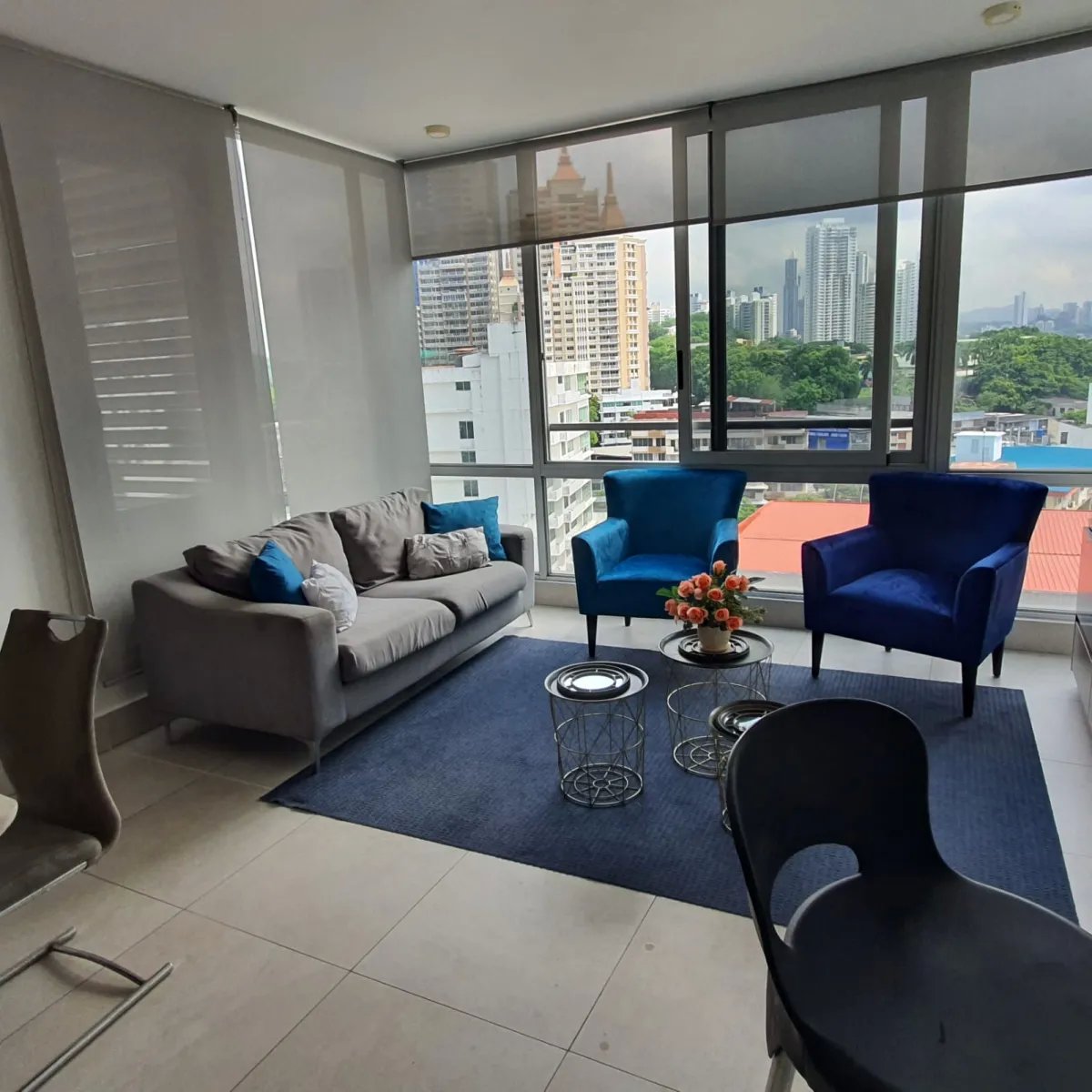 Alquiler de Apartamento Amoblado en EL Cangrejo