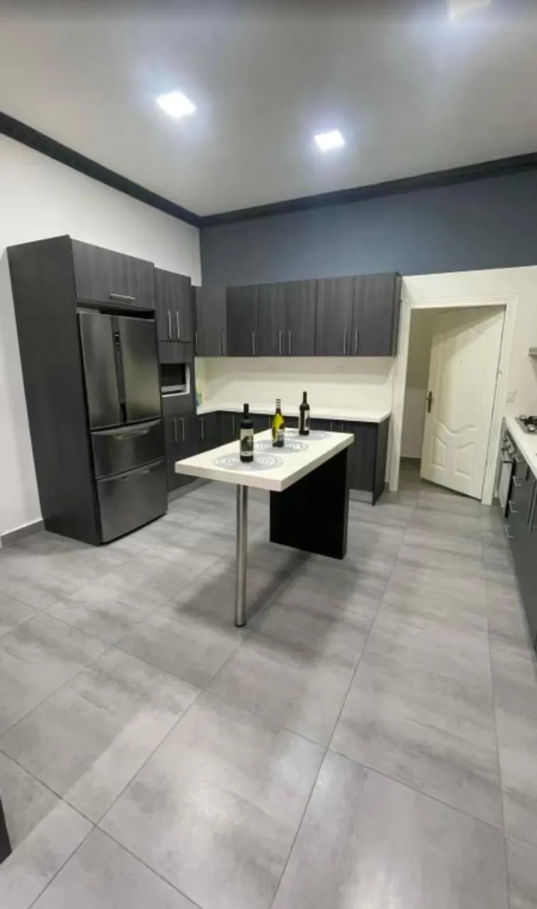 Alquiler de Residencia Amoblada en Altos de Panamá