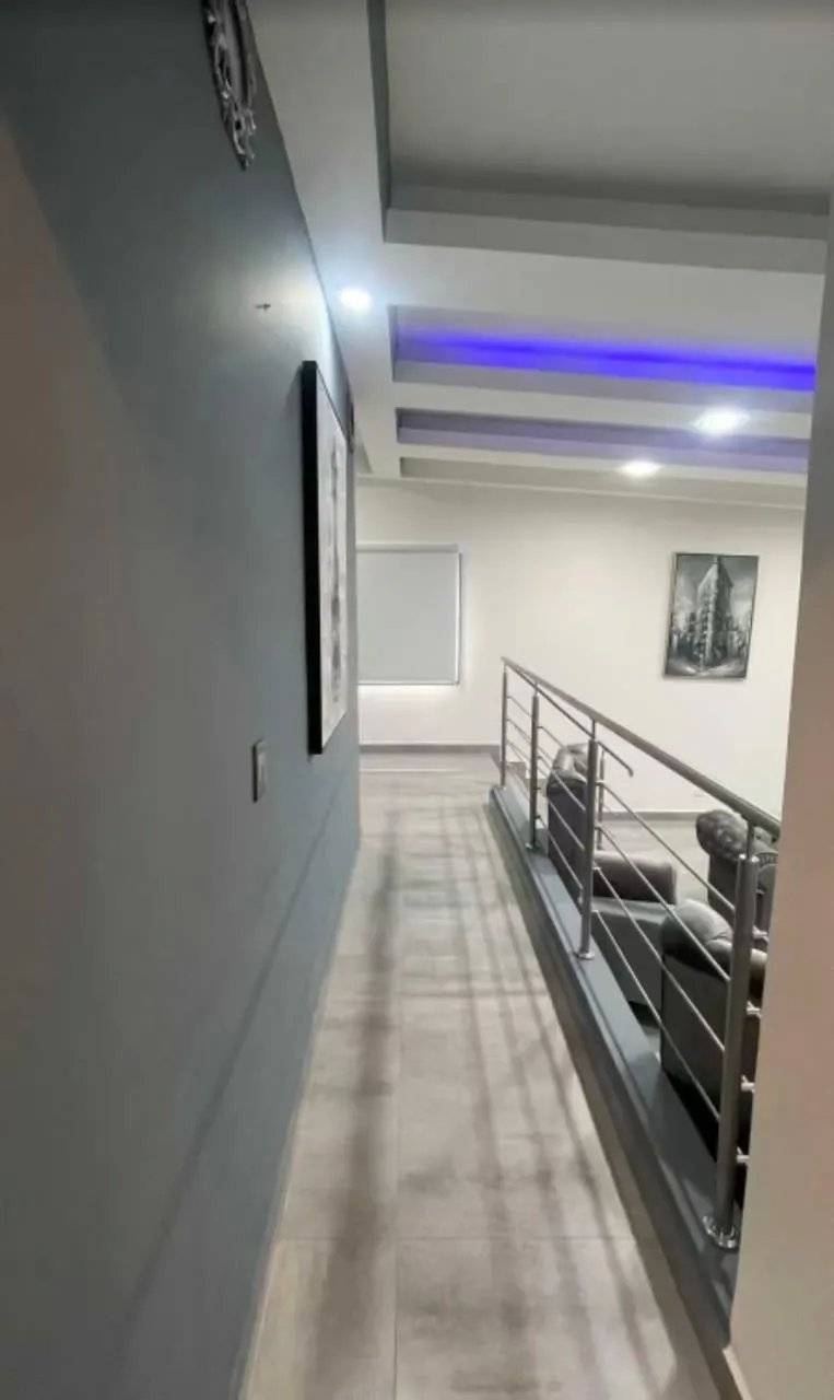 Alquiler de Residencia Amoblada en Altos de Panamá
