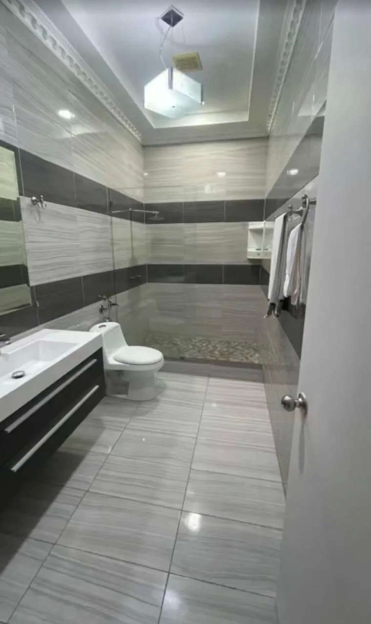 Alquiler de Residencia Amoblada en Altos de Panamá