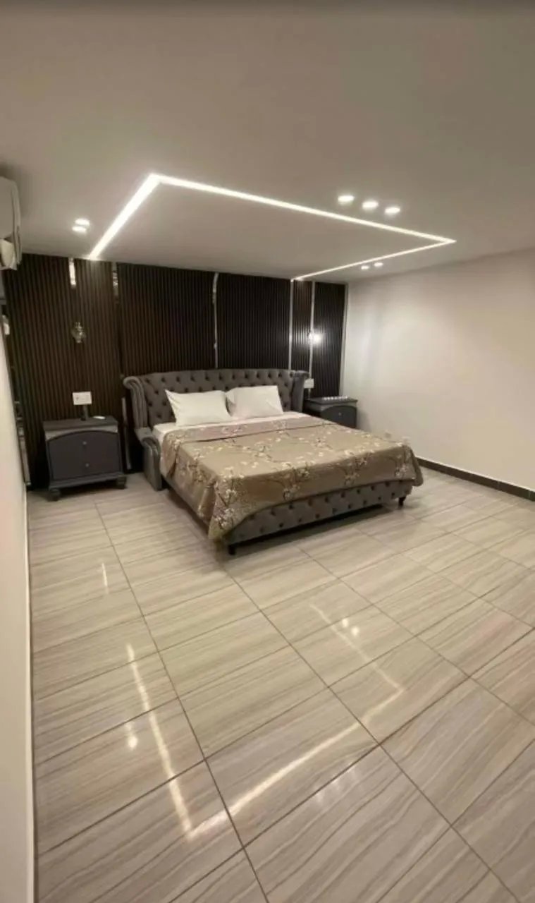 Alquiler de Residencia Amoblada en Altos de Panamá