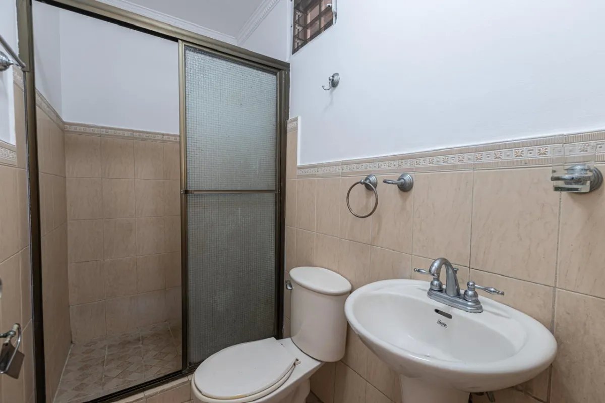 Venta de residencia en Río Abajo