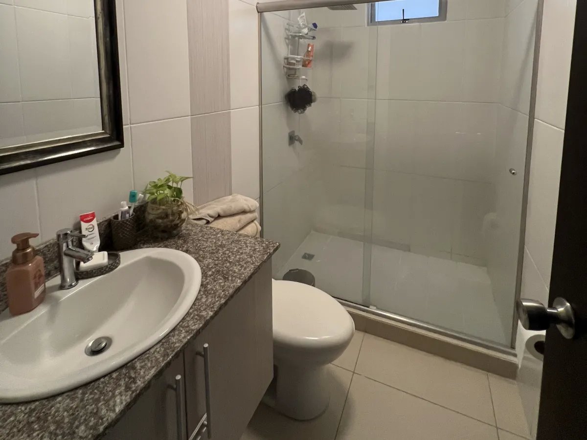 Venta de apartamento PH Altaterra Torre 500, El Crisol