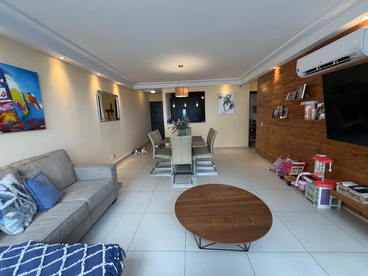 Venta de apartamento PH Altaterra Torre 500, El Crisol