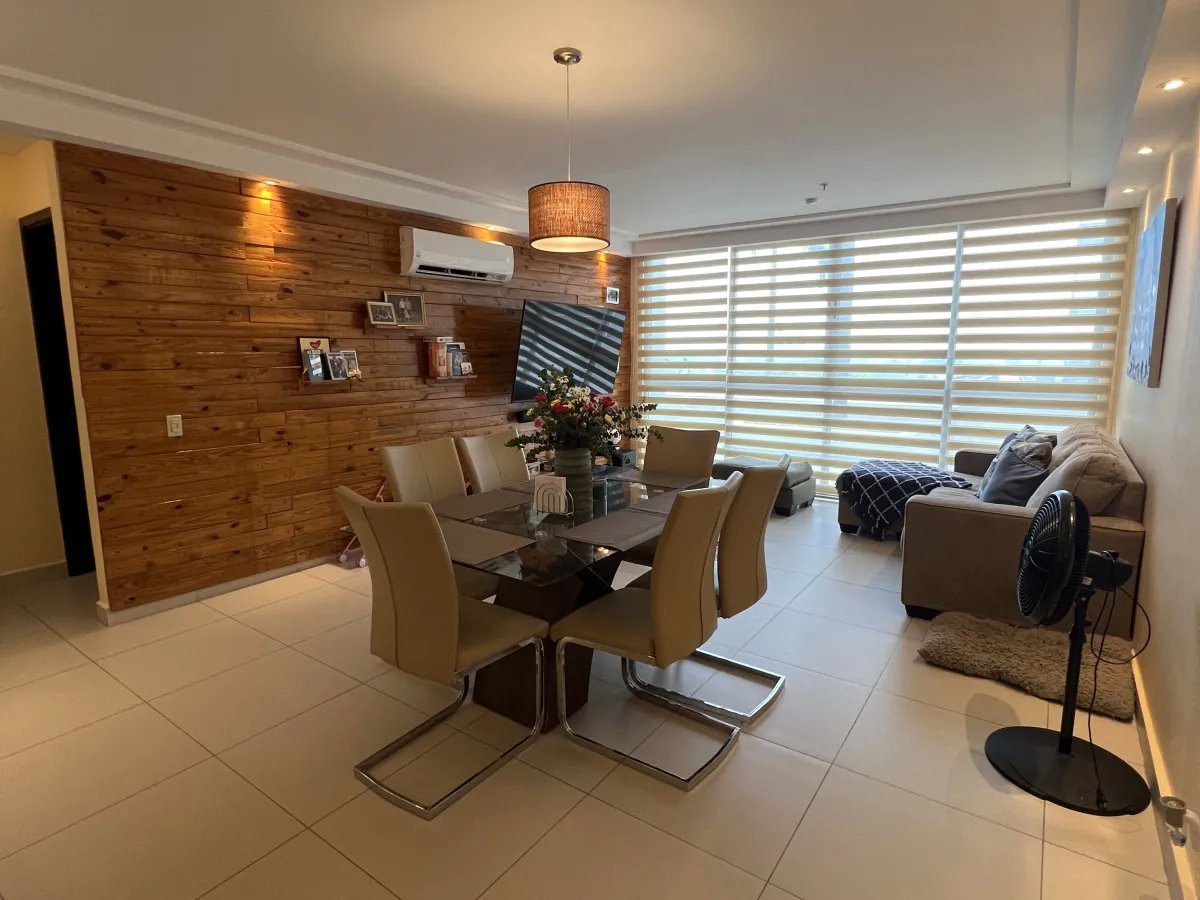 Venta de apartamento PH Altaterra Torre 500, El Crisol