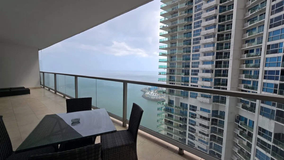 Apartment For Sale in Punta Pacífica