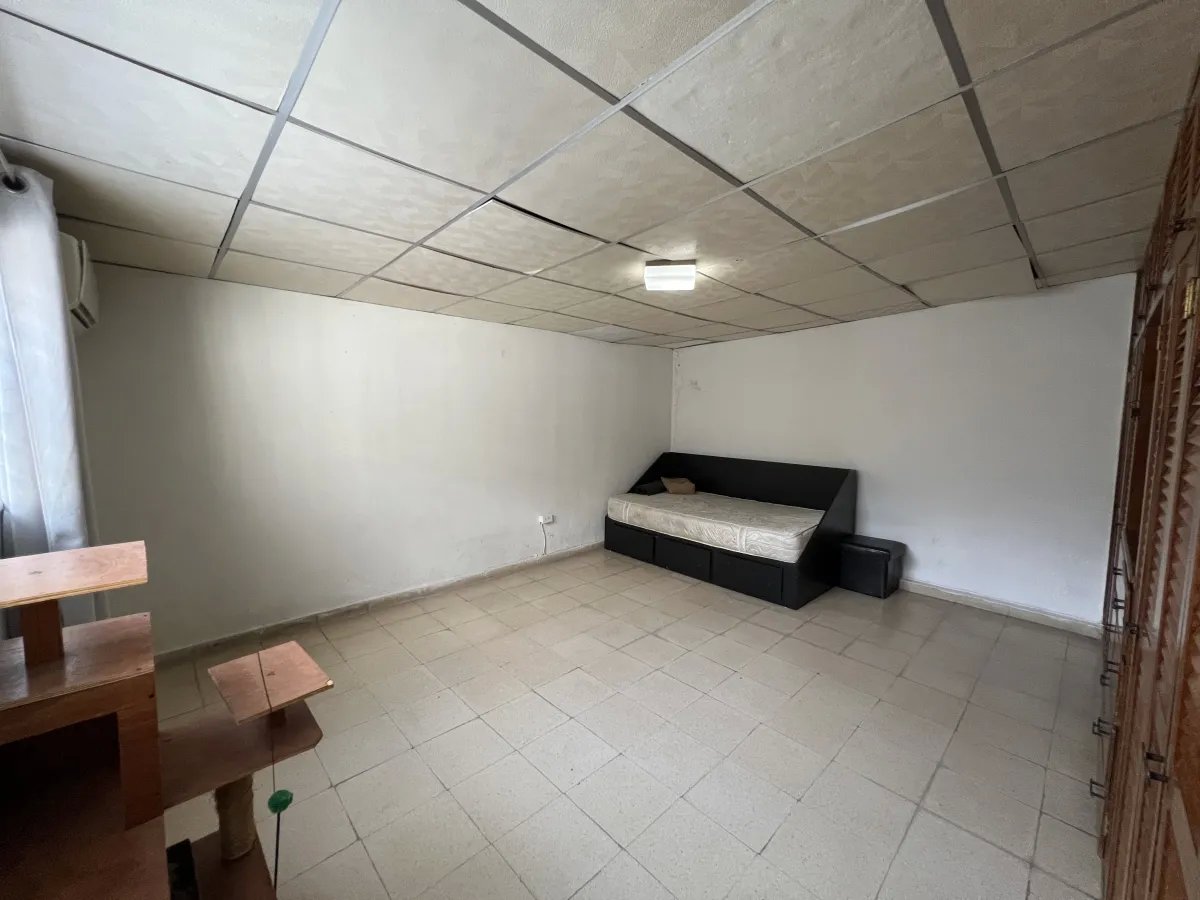 Venta de Casa en Urbanización Residencial Cerro Viento, San Miguelito