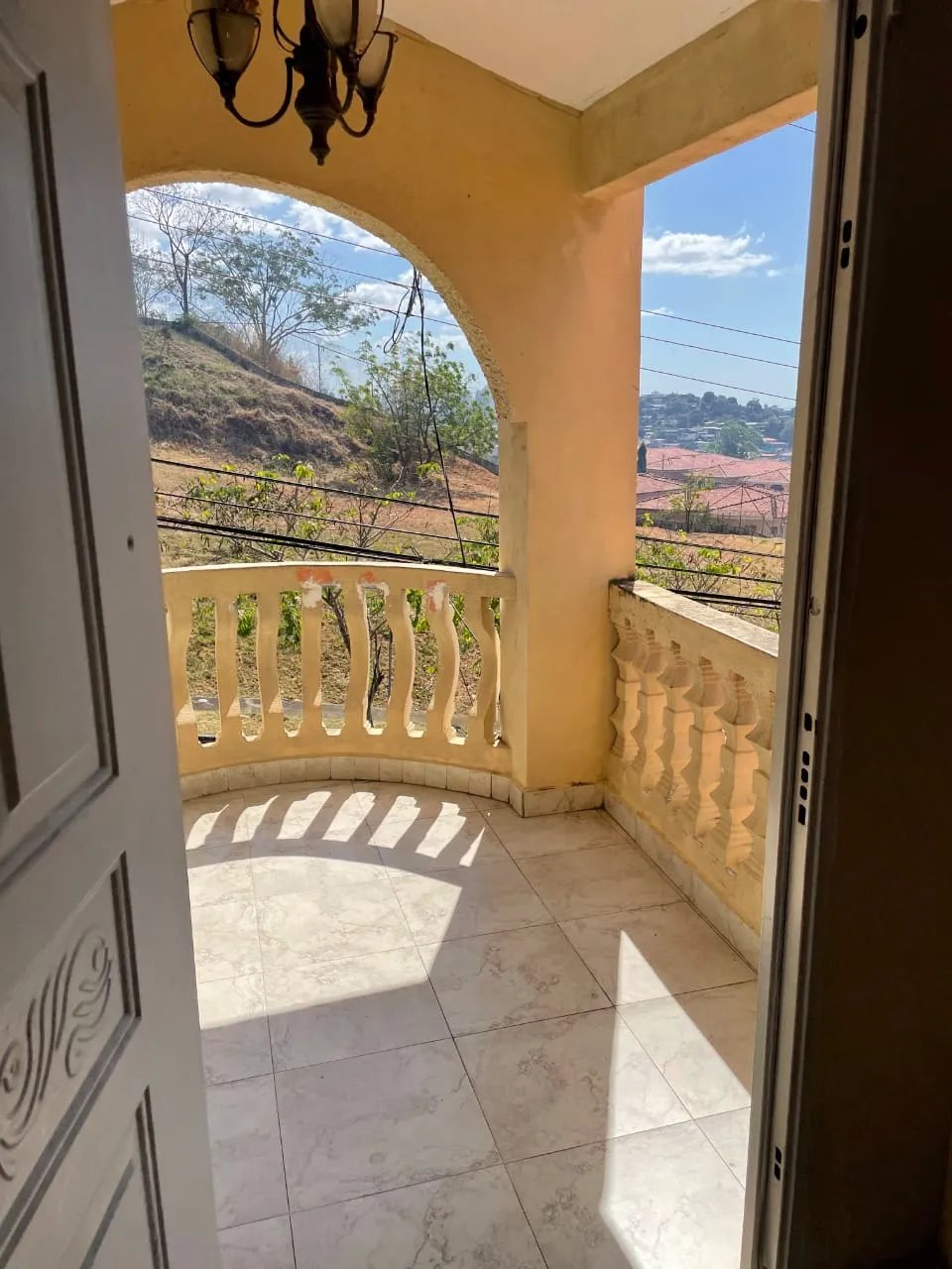 Se vende casa en Residencial El Doral, Altos del Bosque