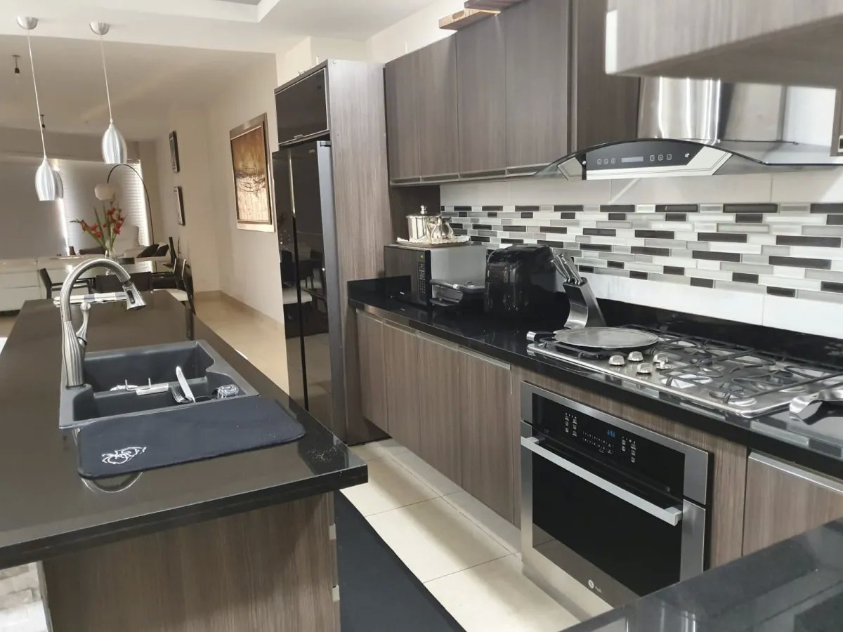 Alquiler de apartamento en Avenida Balboa, Panamá
